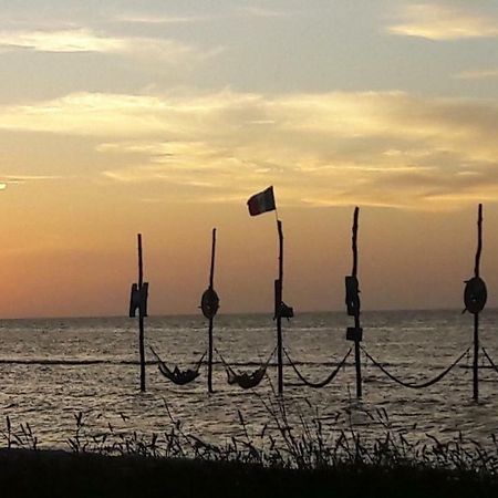 Hostel La Isla Holbox Εξωτερικό φωτογραφία